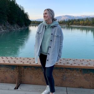 Meet your Posher, Michaela